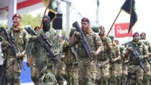 Presidente Abinader encabeza desfile cívico-militar y policial en conmemoración del 182 aniversario de la Batalla del 19 de Marzo