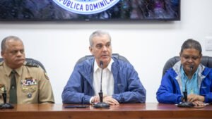 Presidente Abinader dispone medidas en auxilio de familias afectadas por fuertes lluvias en diferentes puntos del país