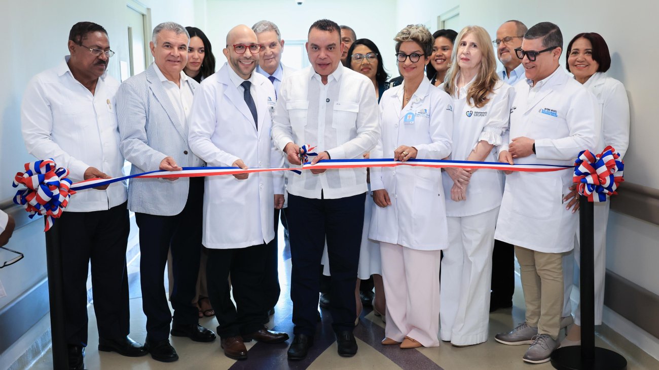 SNS inaugura primera unidad de cirugía intrauterina del país; bebés podrán ser operados antes de nacer de forma gratuita