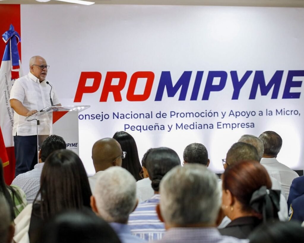 Promipyme entrega RD 55 millones en créditos a emprendedores de San José de Ocoa