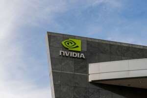 Archivo - Logo de Nvidia en un edificio.
