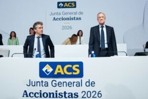 Florentino Pérez y la cúpula de ACS se embolsan 77 millones al vender acciones del plan de incentivos