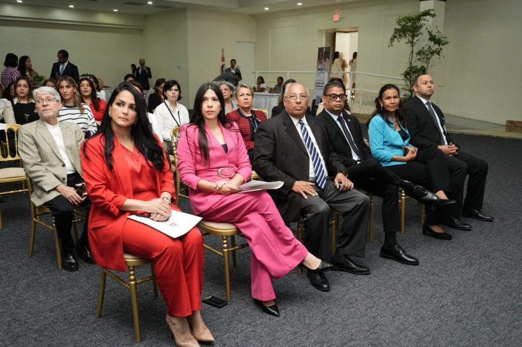 Historias de la diáspora vuelven a ser protagonistas en la quinta edición del concurso “Huellas de mi Quisqueya”